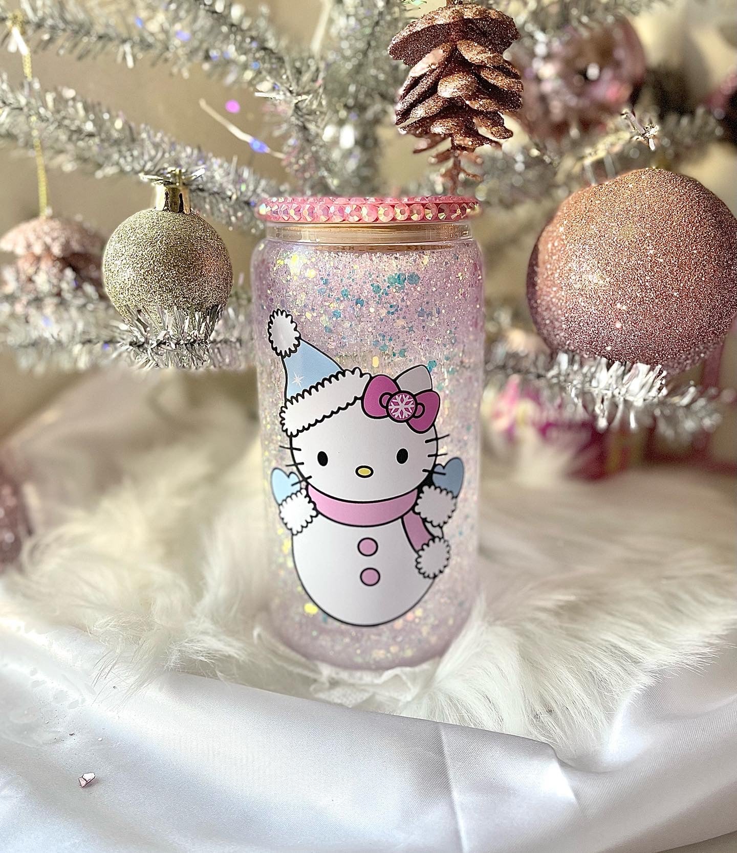 Winter Kitty Snowglobe